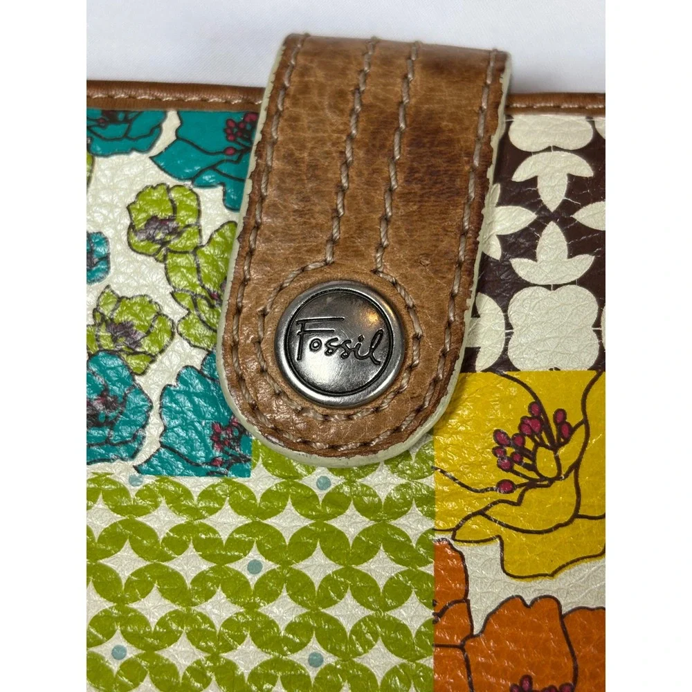 Fossil Patchwork Floral Bifold Wallet Leather Trim Green Polka Dot Organizer